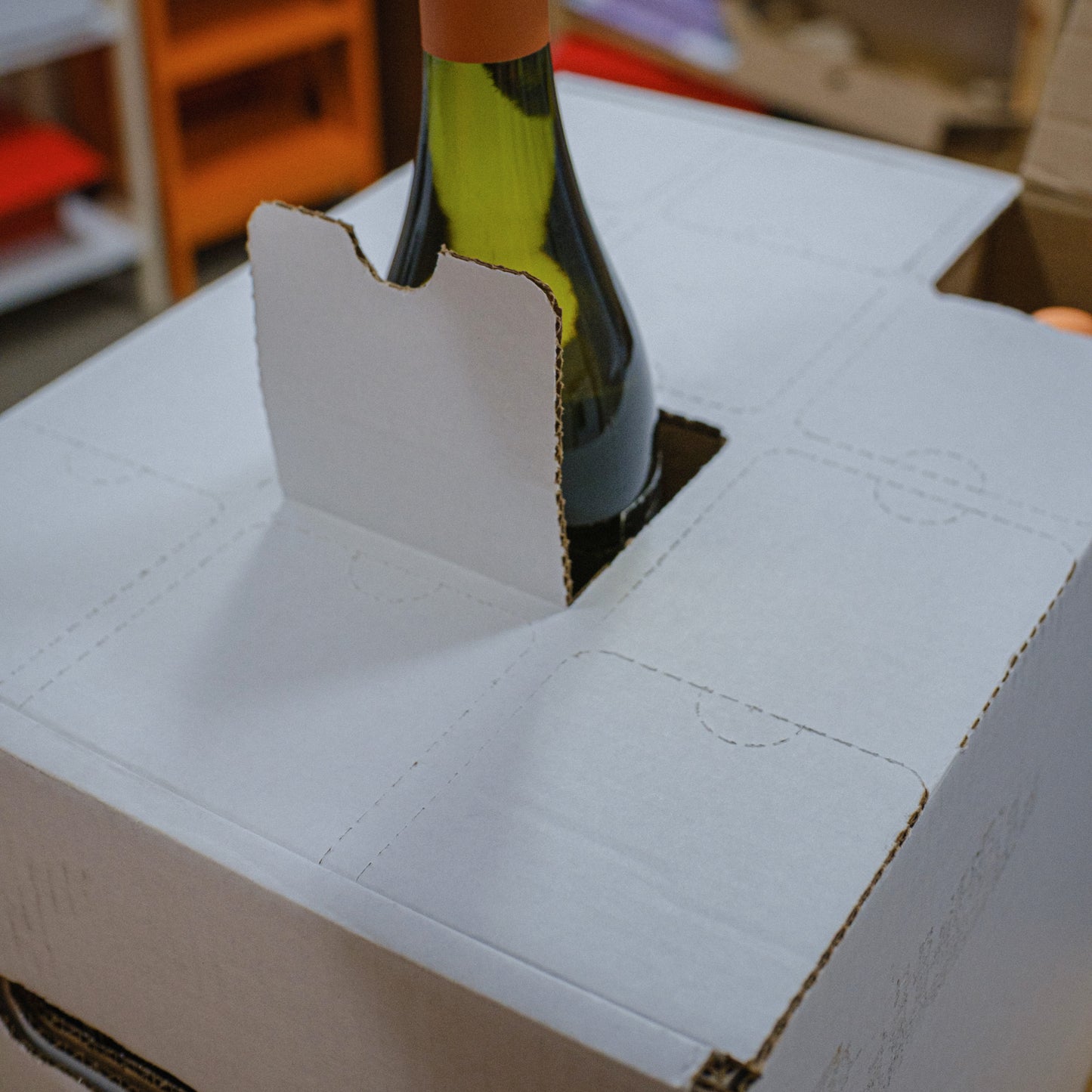 GiftPax | GPx12-Calendar, 12-Bottle Calendar Gift Box - White